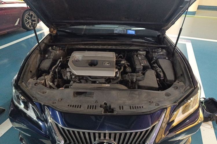 Used Lexus ES 2020 200 Excellence Edition Engine Bay