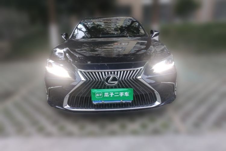 Used Lexus ES 2020 200 Excellence Edition Exterior 1