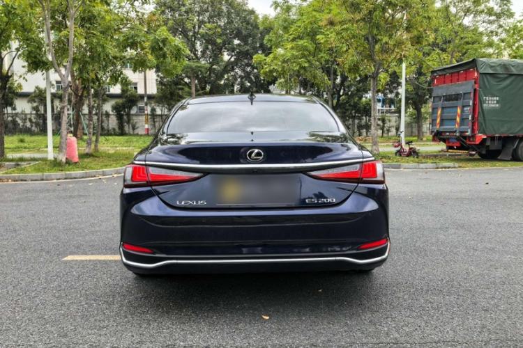 Used Lexus ES 2020 200 Excellence Edition Exterior 1