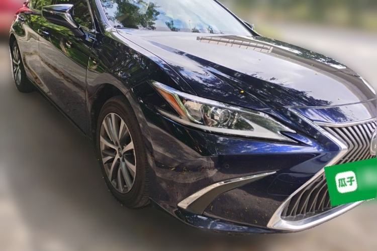 Used Lexus ES 2020 200 Excellence Edition Exterior 2