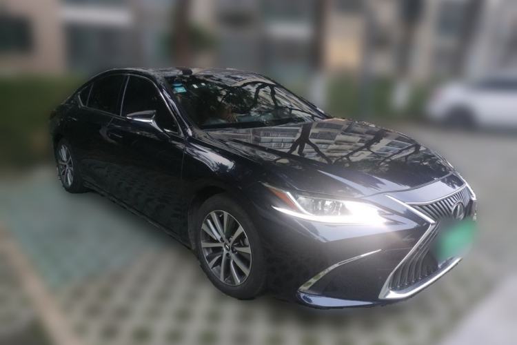 Used Lexus ES 2020 200 Excellence Edition Exterior 2
