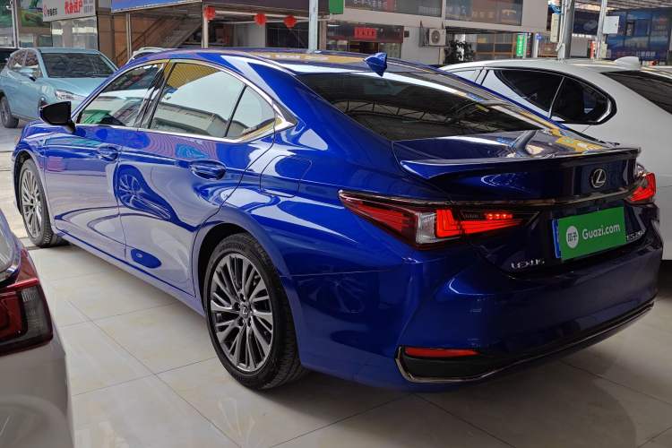 Used Lexus ES 2020 260 F SPORT Exterior 2