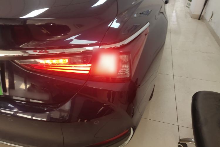Used Lexus ES 2020 200 Excellence Edition Exterior 3
