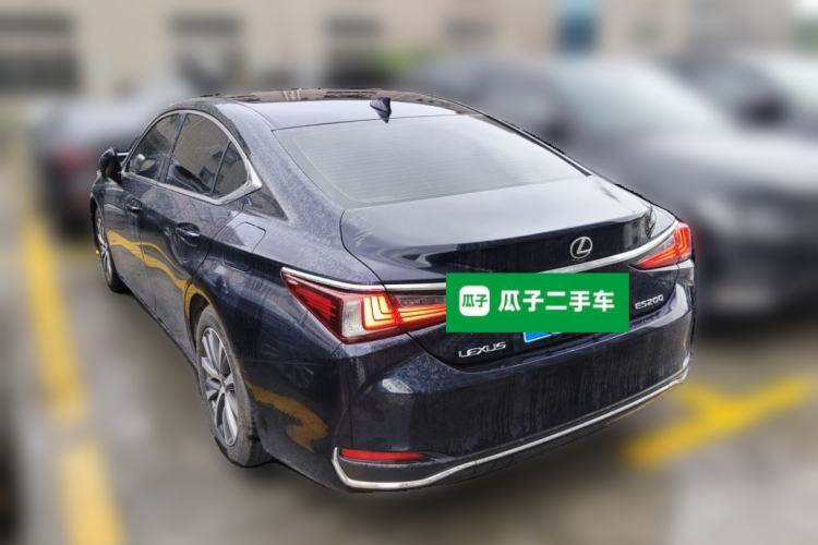 Used Lexus ES 2020 200 Excellence Edition Exterior 3