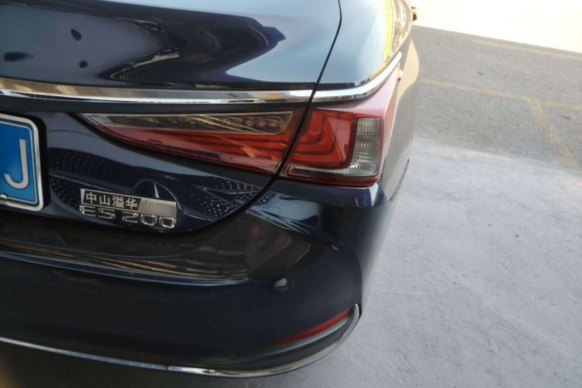 Used Lexus ES 2020 200 Excellence Edition Exterior 3