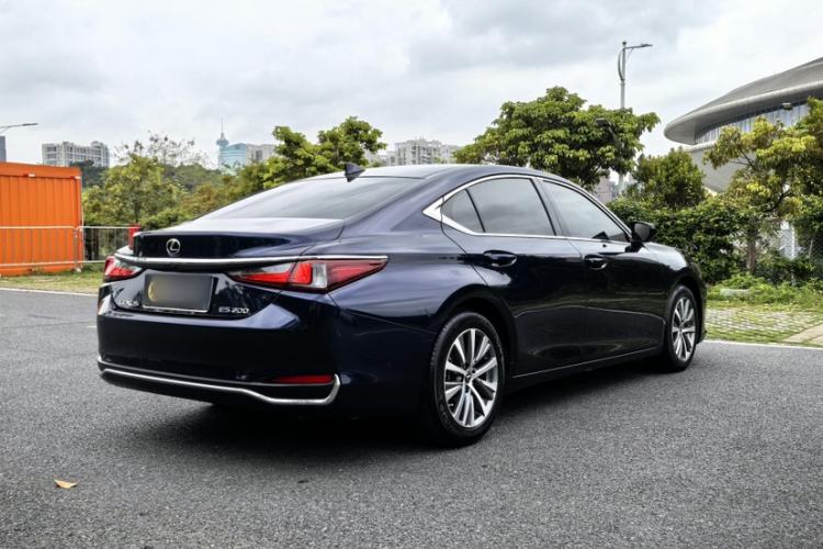 Used Lexus ES 2020 200 Excellence Edition Exterior 3