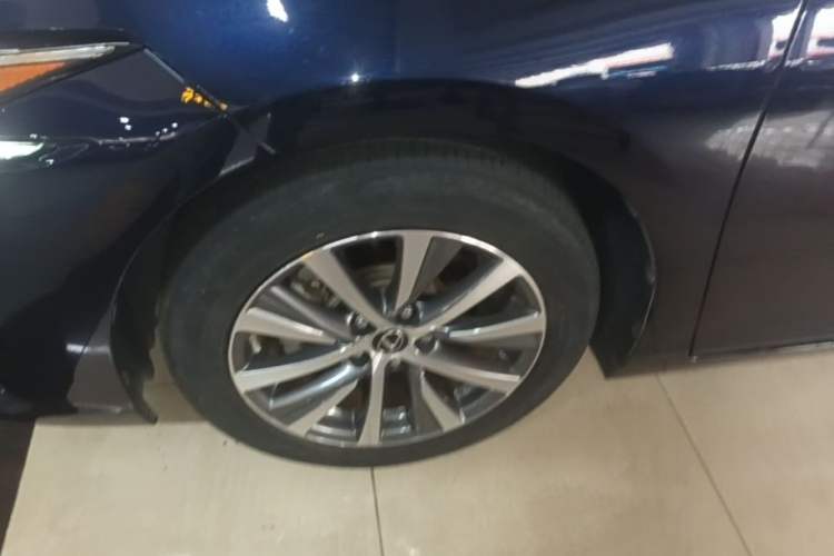 Used Lexus ES 2020 260 Excellence Edition Exterior 4