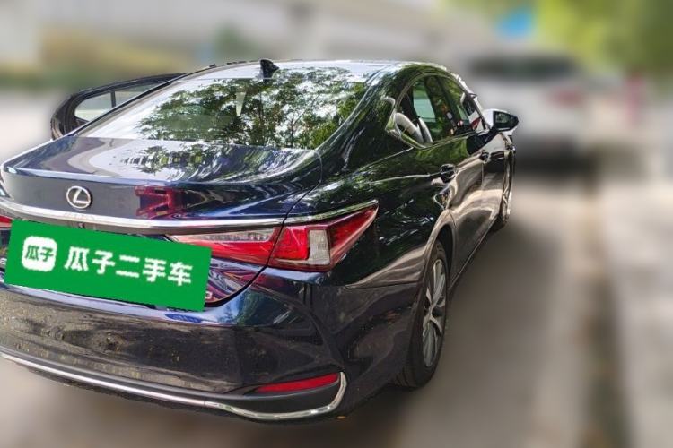 Used Lexus ES 2020 200 Excellence Edition Exterior 5