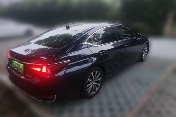 Used Lexus ES 2020 200 Excellence Edition Exterior 5