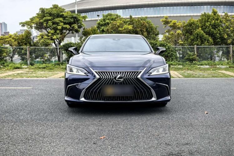 Used Lexus ES 2020 200 Excellence Edition Exterior 5