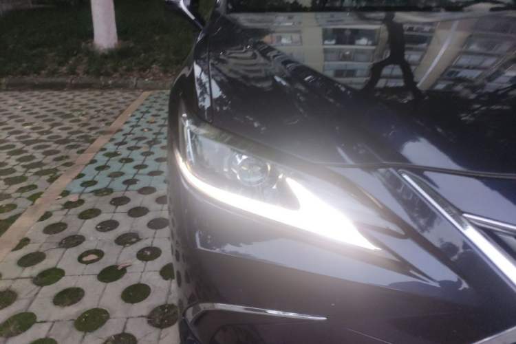 Used Lexus ES 2020 200 Excellence Edition Exterior 6