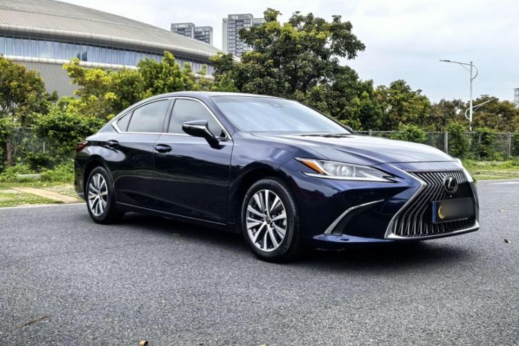 Used Lexus ES 2020 200 Excellence Edition Exterior 6