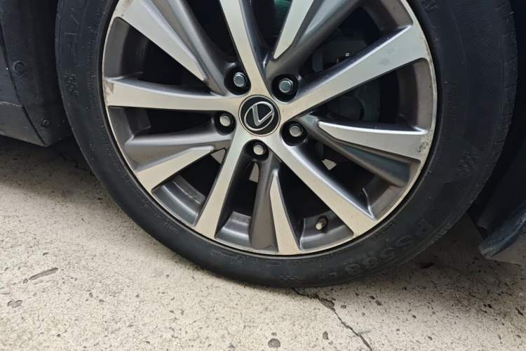 Used Lexus ES 2020 200 Excellence Edition Exterior 7