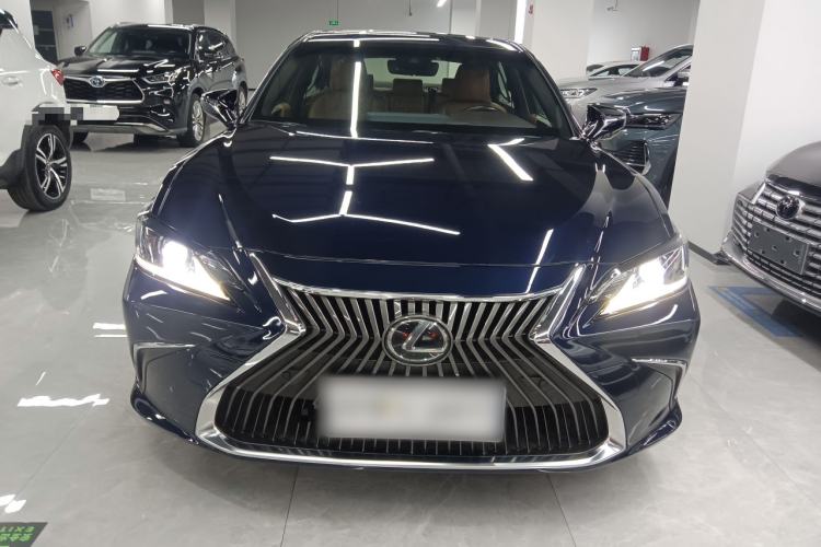 Used Lexus ES 2020 200 Excellence Edition Front