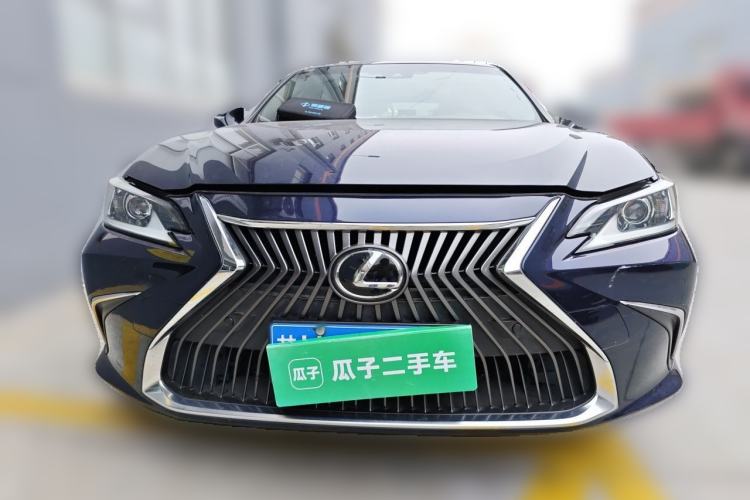 Used Lexus ES 2020 200 Excellence Edition Front