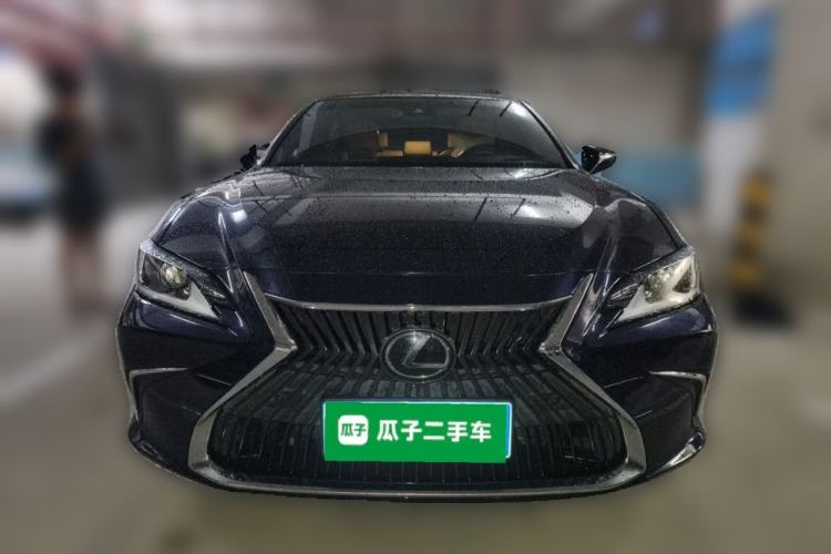 Used Lexus ES 2020 200 Excellence Edition Front