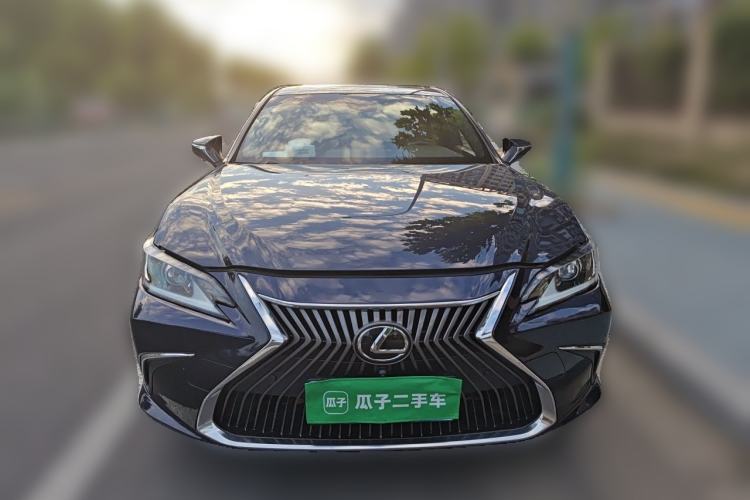 Used Lexus ES 2020 200 Excellence Edition Front