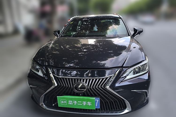 Used Lexus ES 2020 200 Excellence Edition Front