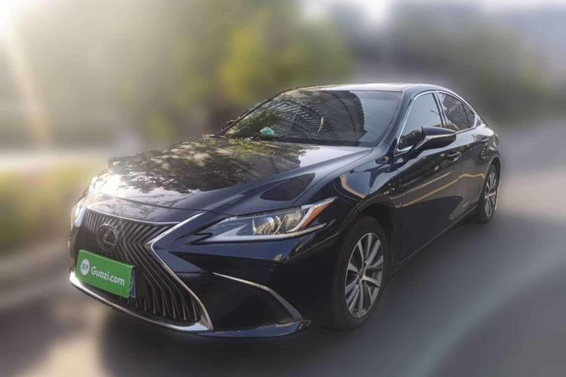 Used Lexus ES 2020 200 Excellence Edition Front Left 45 Deg