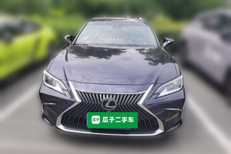 Used Lexus ES 2020 200 Luxury Edition Front