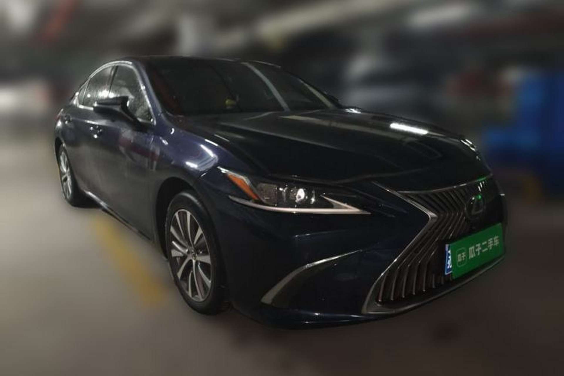 Used Lexus ES 2020 200 Excellence Edition Front Right 45 Deg