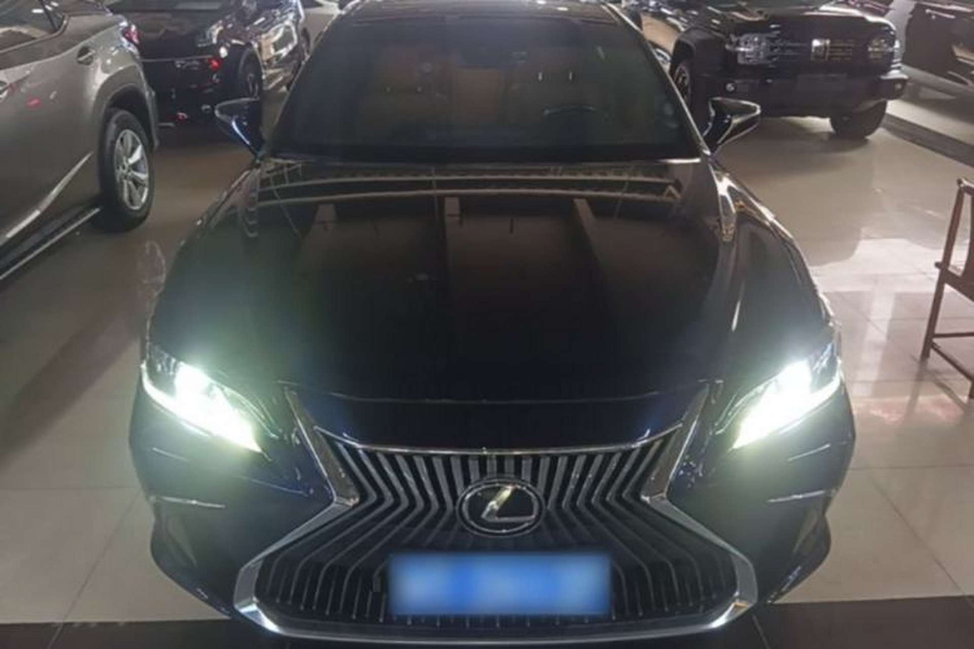 Used Lexus ES 2020 260 Excellence Edition Front