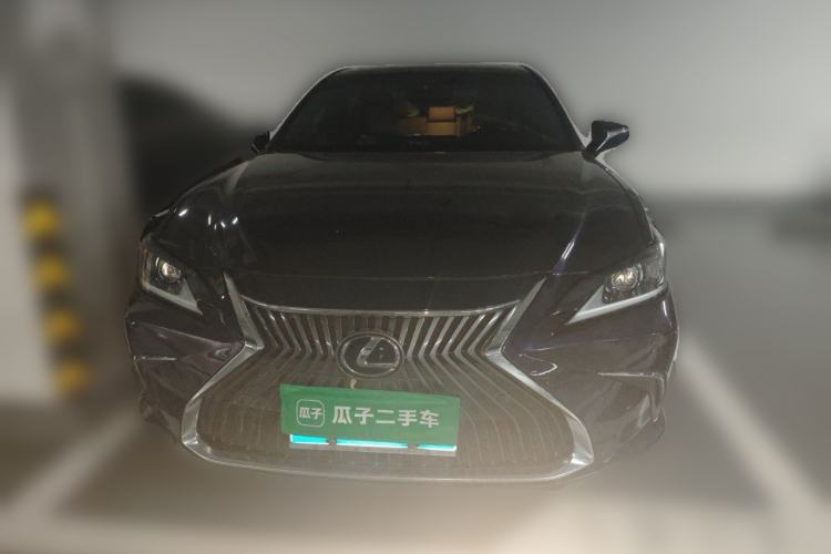 Used Lexus ES 2020 200 Excellence Edition Front