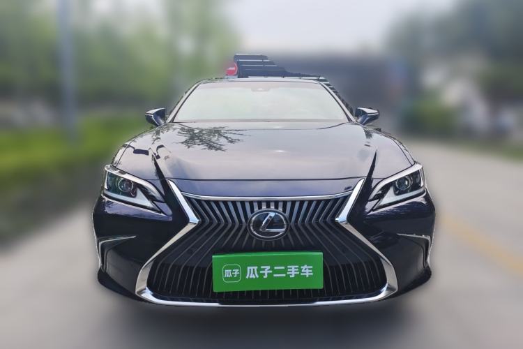 Used Lexus ES 2020 200 Luxury Edition Front
