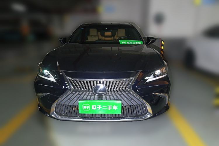 Used Lexus ES 2020 200 Excellence Edition Front