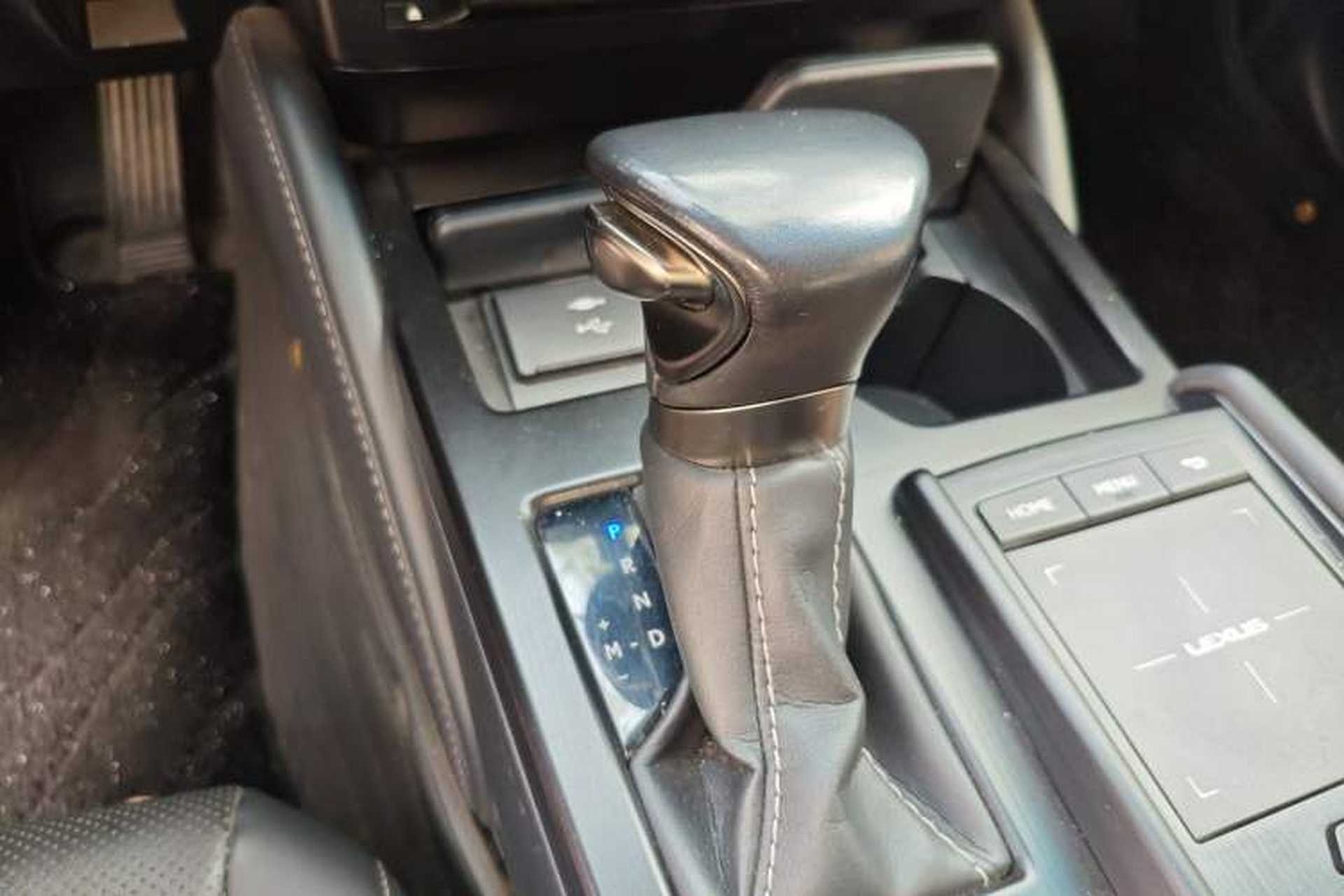 Used Lexus ES 2020 200 Excellence Edition Gear Lever