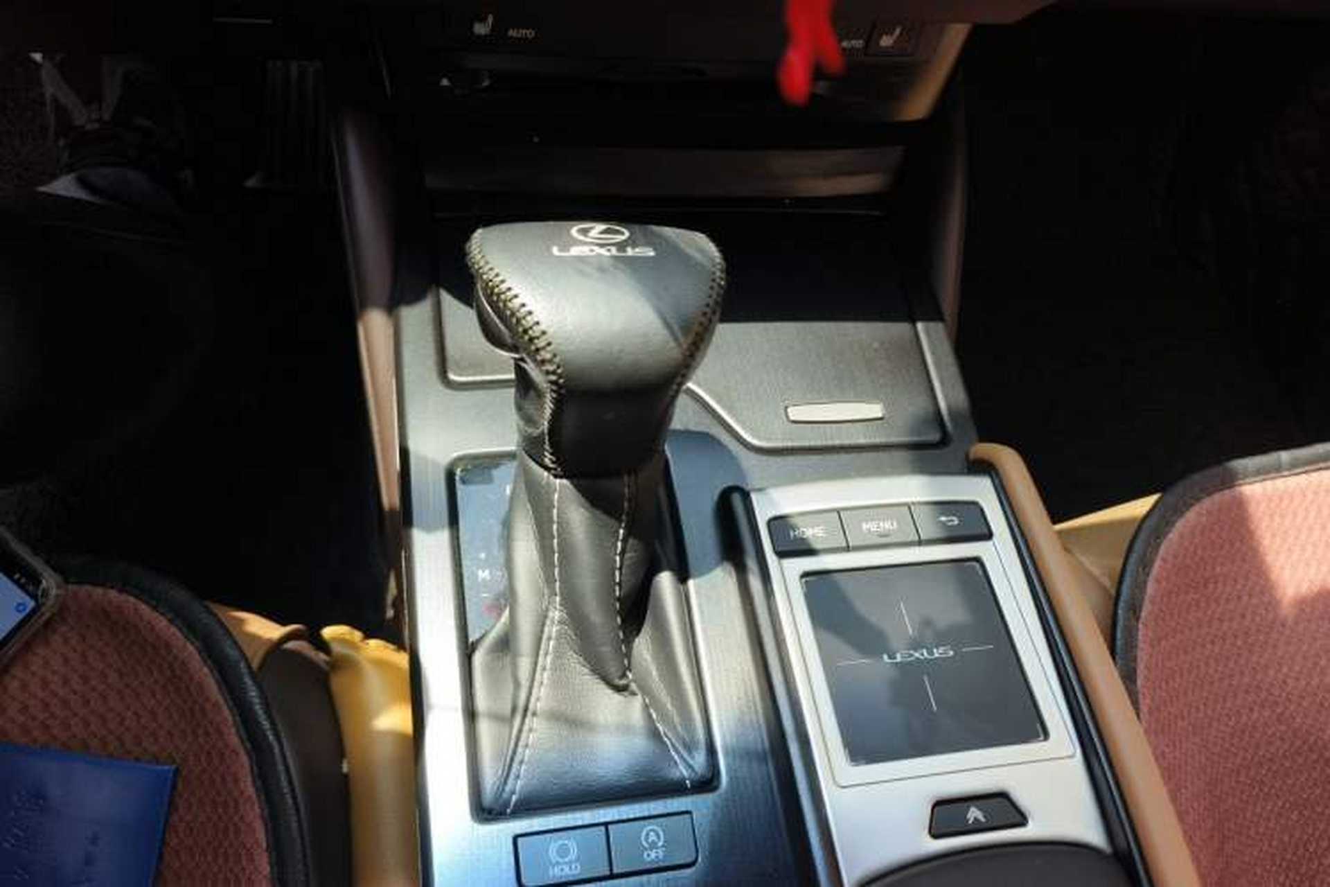 Used Lexus ES 2020 200 Excellence Edition Gear Lever