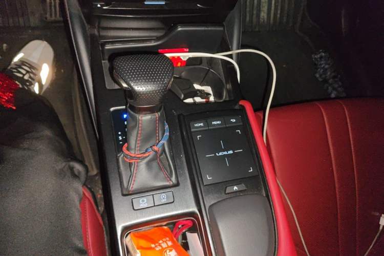 Used Lexus ES 2020 260 F SPORT Gear Lever
