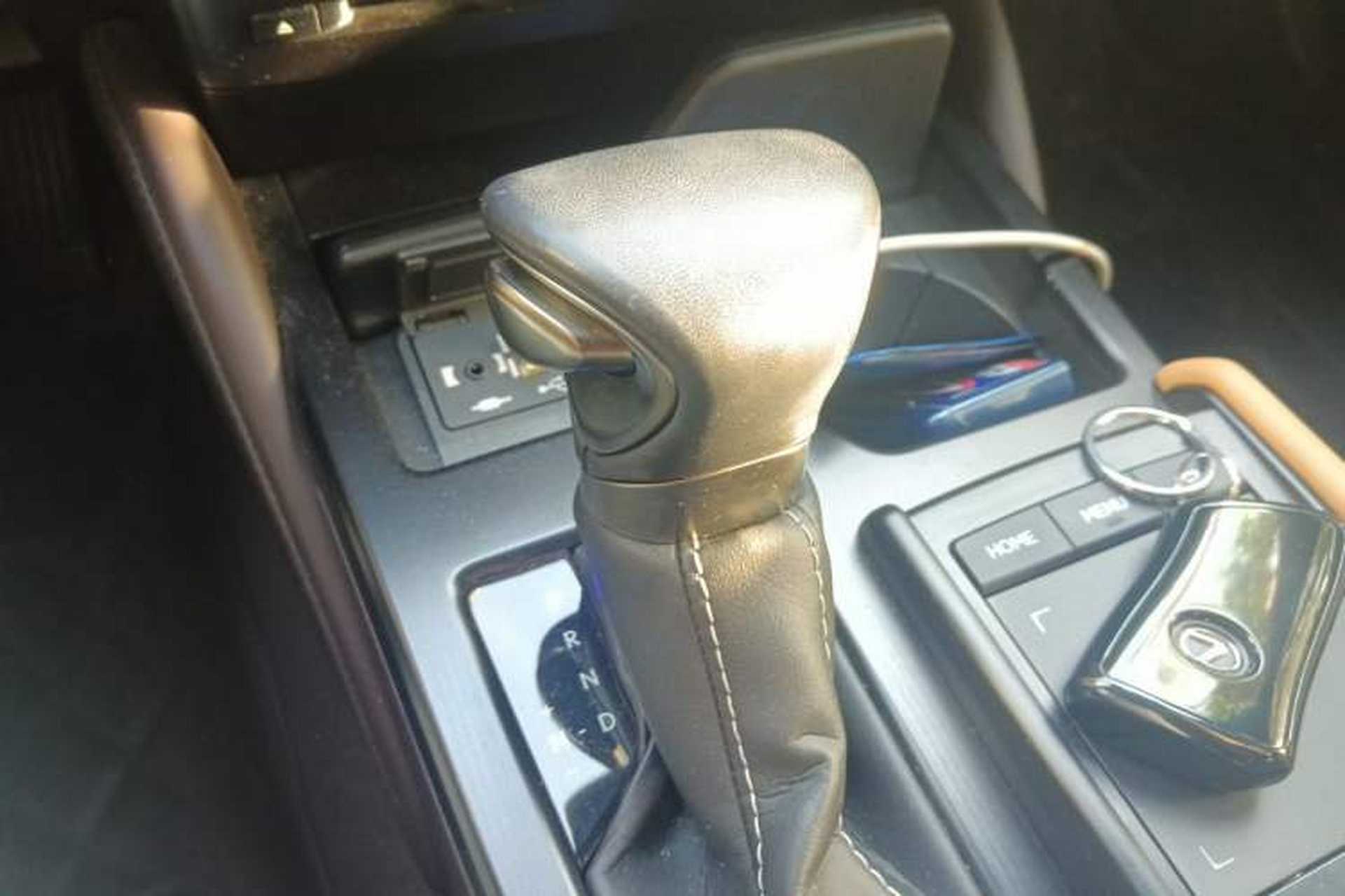 Used Lexus ES 2020 200 Excellence Edition Gear Lever