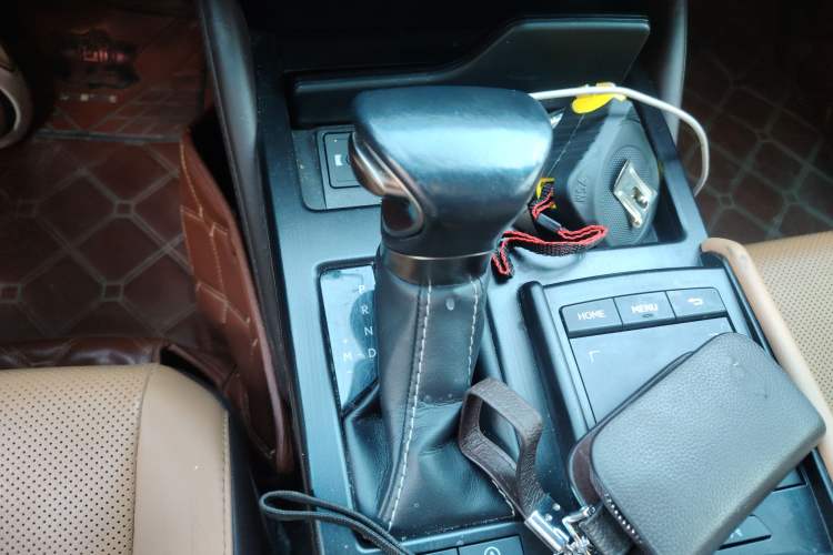 Used Lexus ES 2020 200 Excellence Edition Gear Lever