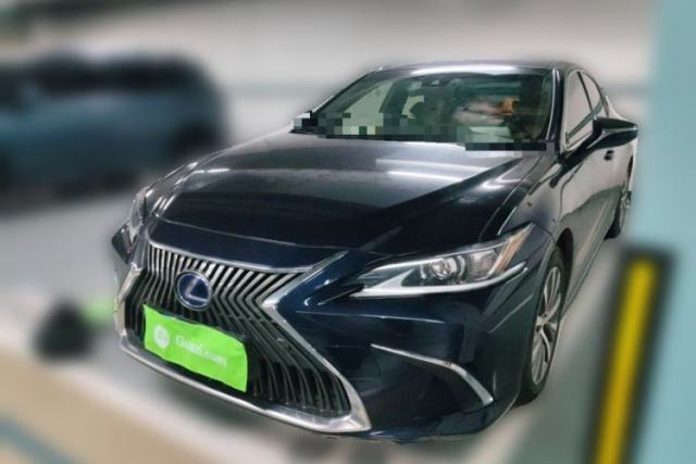Used Lexus ES 2020 300h Premier Edition