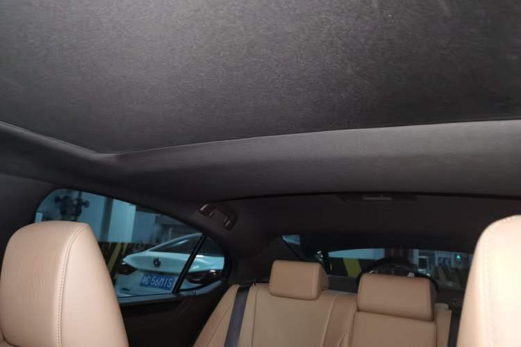 Used Lexus ES 2020 200 Excellence Edition Headliner