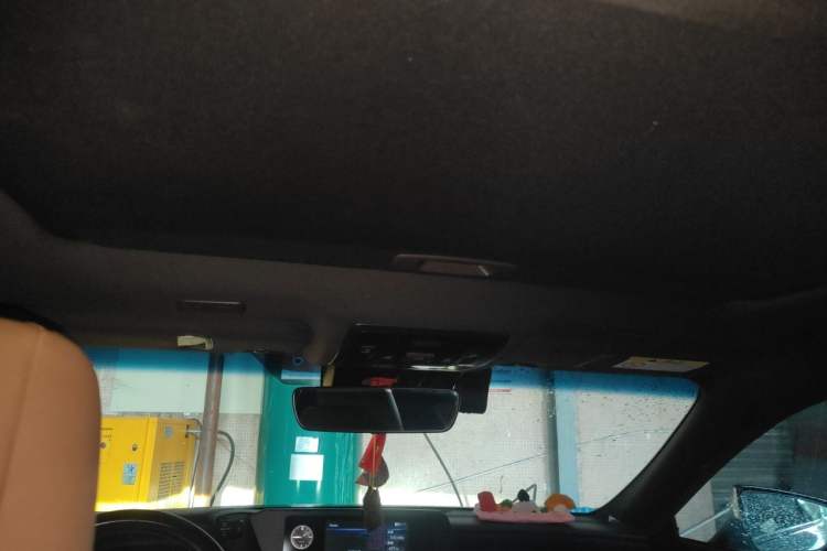 Used Lexus ES 2020 300h Premier Edition Headliner