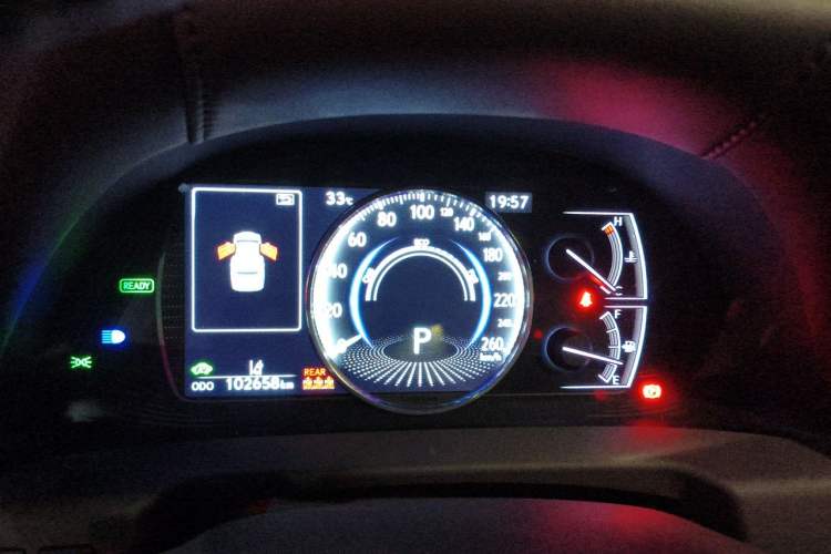Used Lexus ES 2020 300h Premier Edition Instrument Cluster