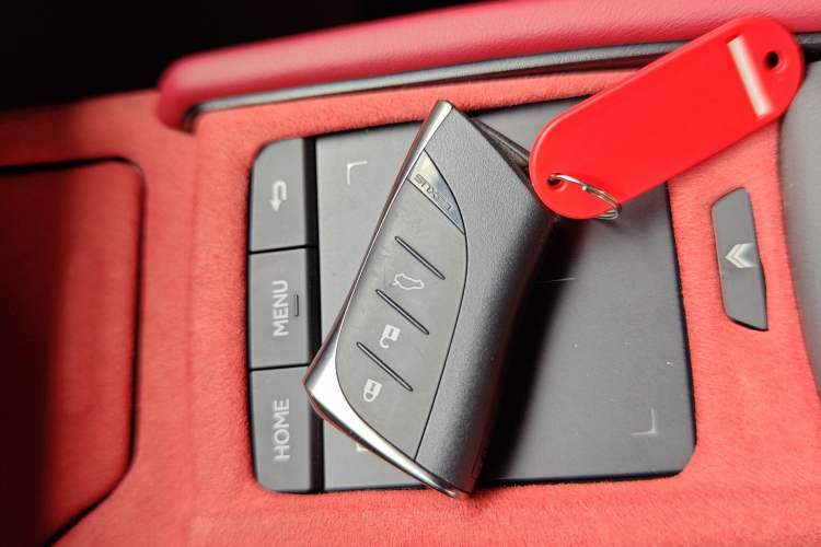 Used Lexus ES 2020 260 F SPORT Interior 1