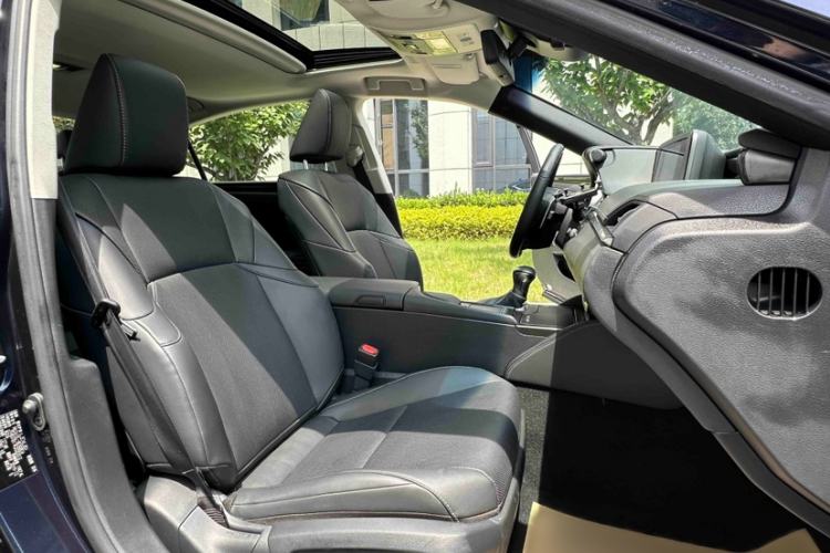 Used Lexus ES 2020 200 Excellence Edition Interior 7