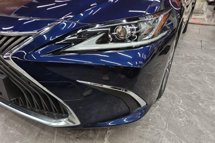 Used Lexus ES 2020 300h Premier Edition Left Front Headlight