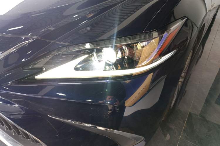 Used Lexus ES 2020 260 Excellence Edition Left Front Headlight