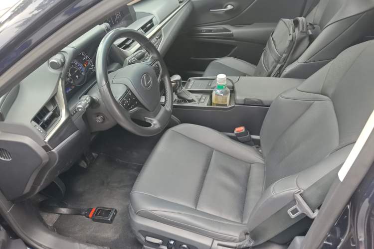 Used Lexus ES 2020 200 Excellence Edition Left Front Seat