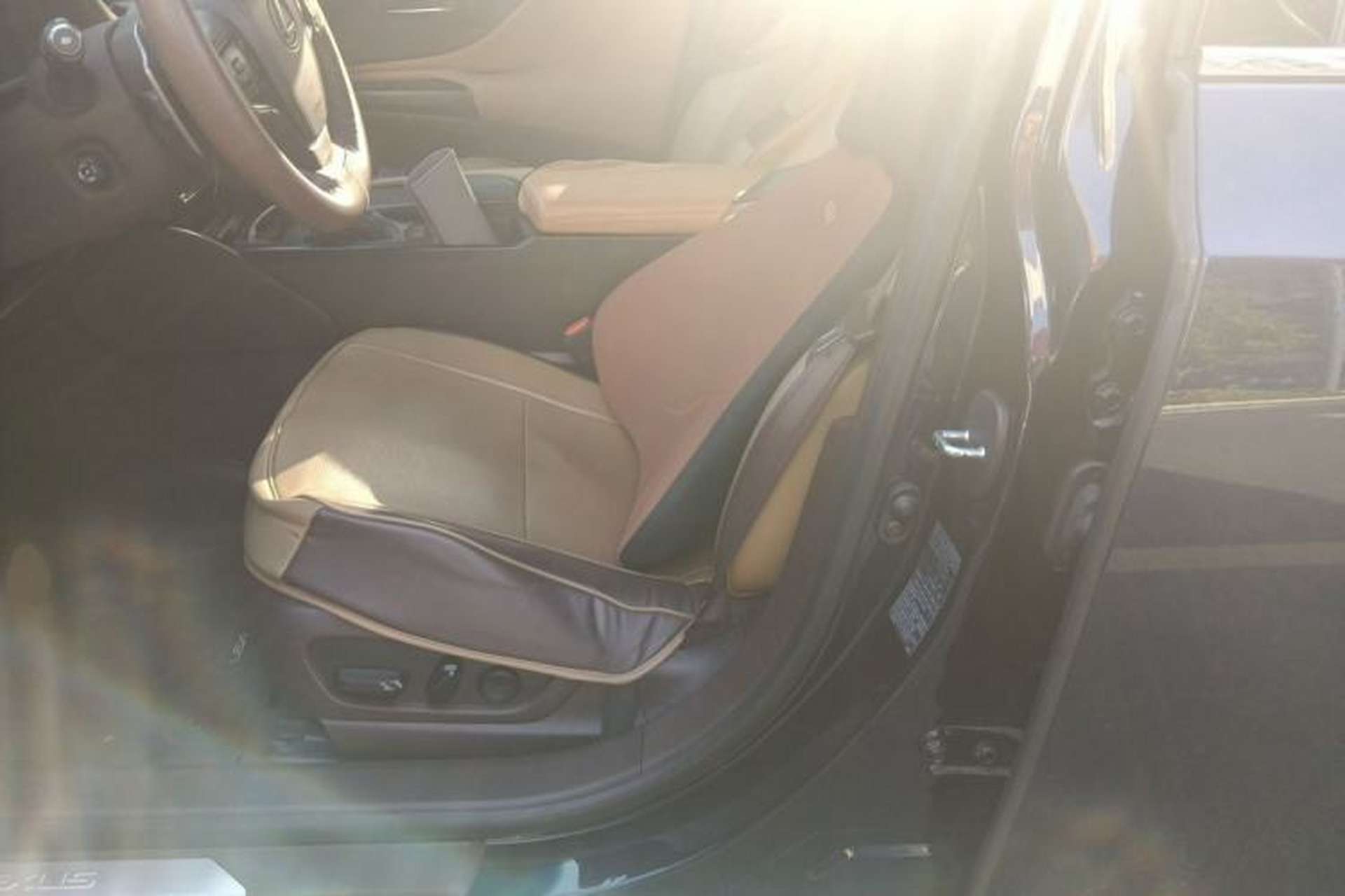 Used Lexus ES 2020 200 Excellence Edition Left Front Seat
