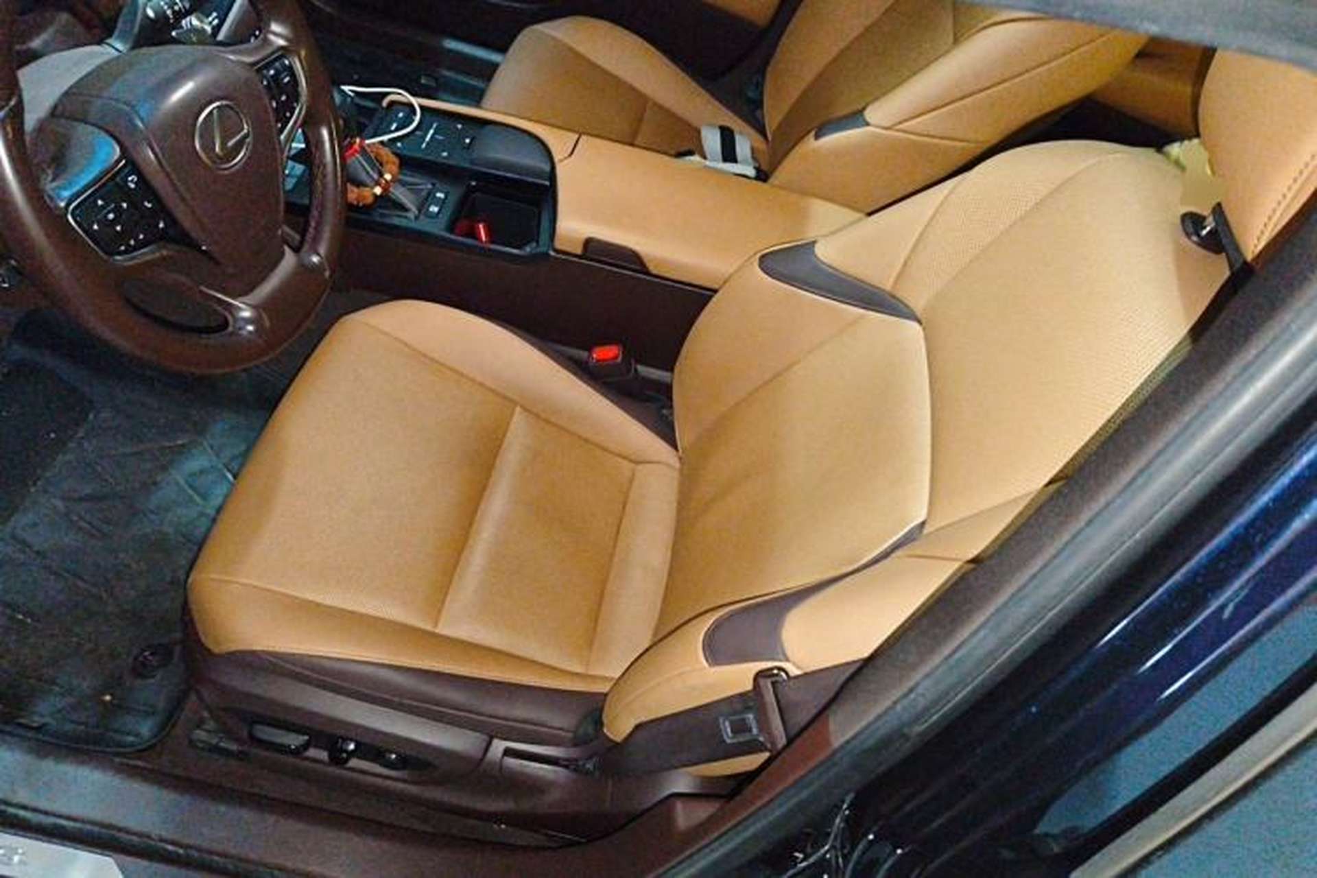 Used Lexus ES 2020 200 Excellence Edition Left Front Seat