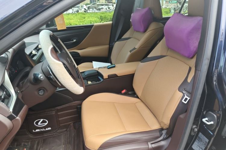 Used Lexus ES 2020 200 Luxury Edition Left Front Seat