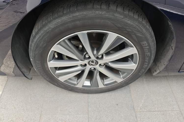 Used Lexus ES 2020 200 Excellence Edition Left Front Wheel Hub