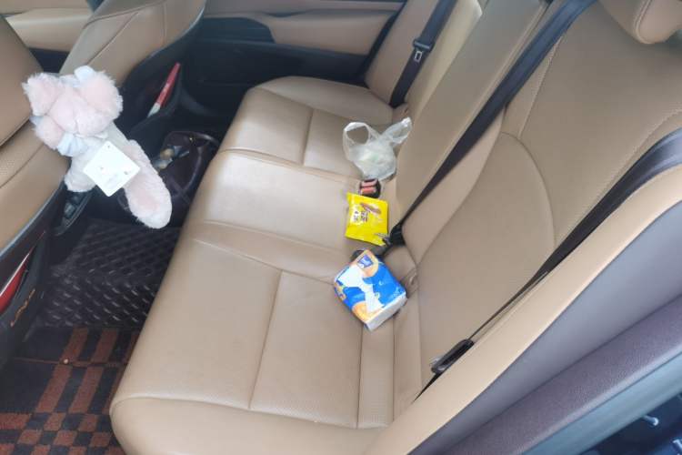 Used Lexus ES 2020 200 Luxury Edition Left Rear Seat