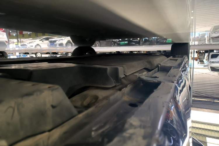 Used Lexus ES 2020 300h Premier Edition Left Side Sill
