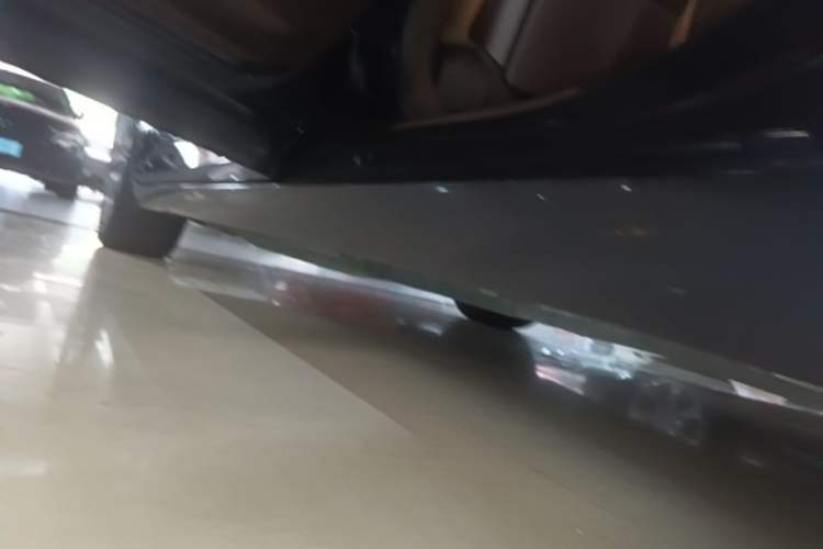 Used Lexus ES 2020 260 Excellence Edition Left Side Sill